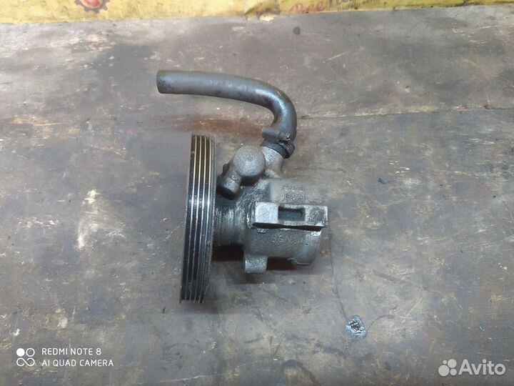 Насос гур Peugeot Partner 1