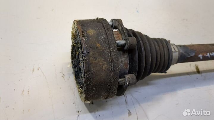 Полуось Volkswagen Touran, 2009