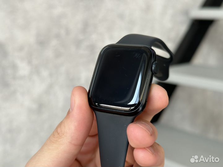 Apple Watch SE gen 2 44mm