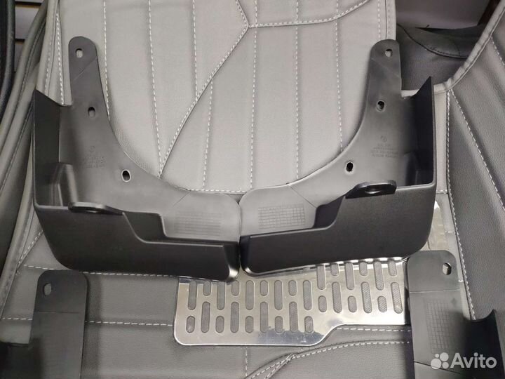 Брызговик x-trail14-19г