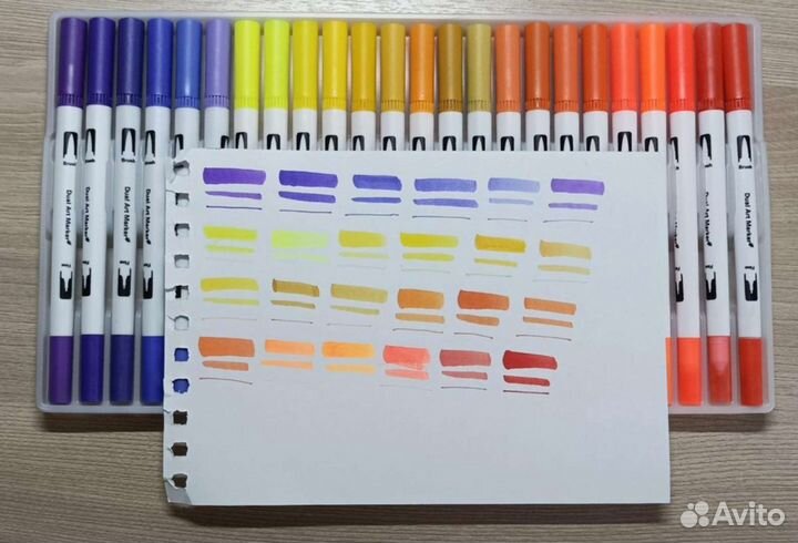 Набор художественных маркеров