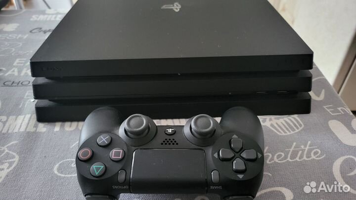 PS4 Pro1тб 3 ревизия 31игра HEN 9.00 прошита