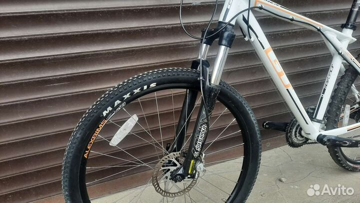 Велосипеды GT Avalanche 3.0 M/ Karakaram 29R M