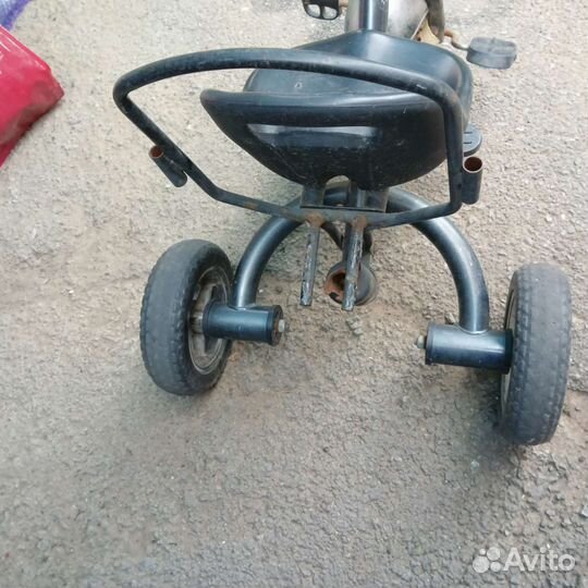Детский трехколесный велосипед бу