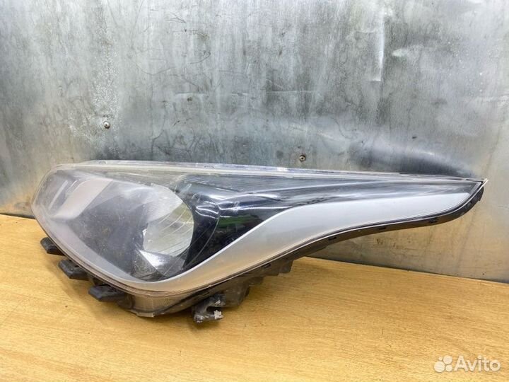 Стекло фары переднее левое Kia Rio 4 G4FG 2018