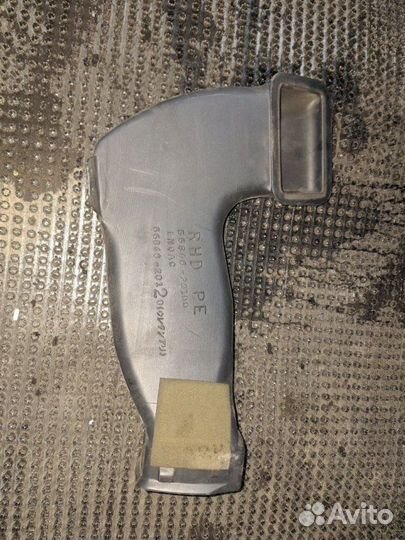 Дефлектор воздушный передний левый Toyota Caldina