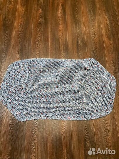 Коврик ручной работы