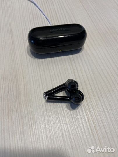 Беспроводные наушники Huawei FreeBuds 3i