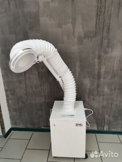 Вытяжка для маникюра и педикюра DVC