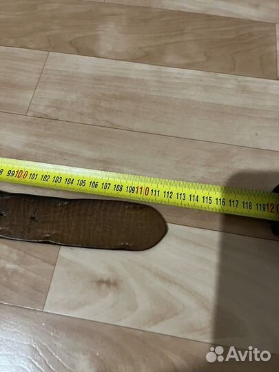 Мужской кожаный ремень коричневый