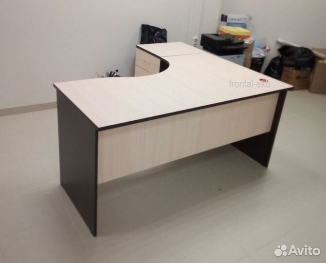 Офисная мебель в наличии Бесплатная доставкандс