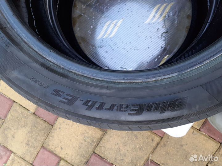 Yokohama BluEarth-ES ES32 215/50 R17