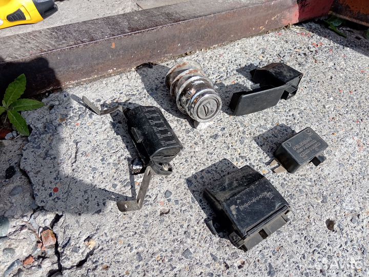 Фары, щиток приборов и разное Ваз 2106