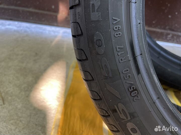 Pirelli Cinturato P7 205/50 R17 89V