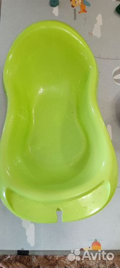 Ванночка для купания с горкой