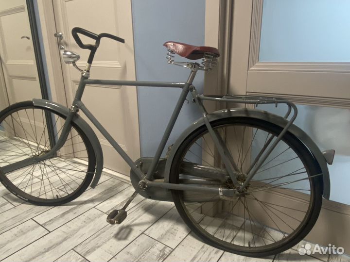 Старинный велосипед