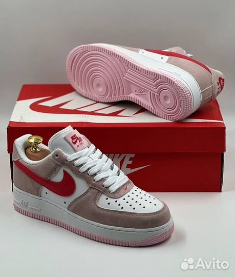 Кроссовки женские Nike Air Force 1 Low '07 QS 'Val