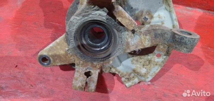 Киа спектра кулак передний правый