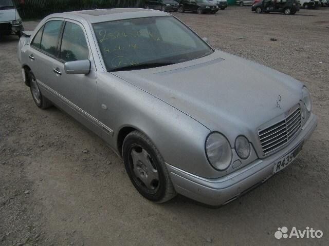 Разбор на запчасти Mercedes E W210