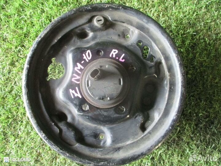 Ступица на toyota isis ZNM10G 1ZZ-FE