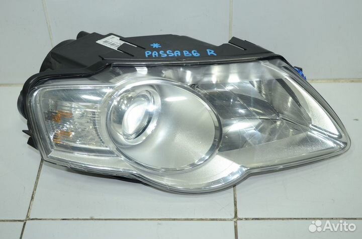 Блок фара правый Volkswagen Passat B6 2006