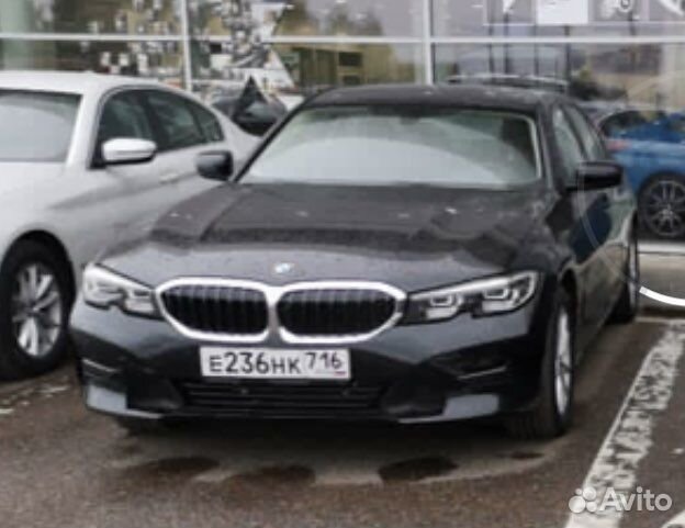 Оригинальная решётка радиатора bmw g20