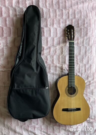 Классическая гитара Hohner hc06