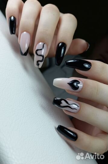Маникюр педикюр