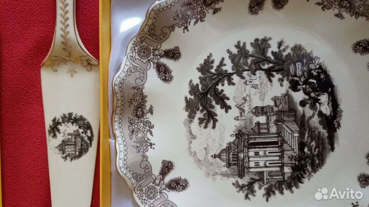 Блюдо, тортница с лопаткой