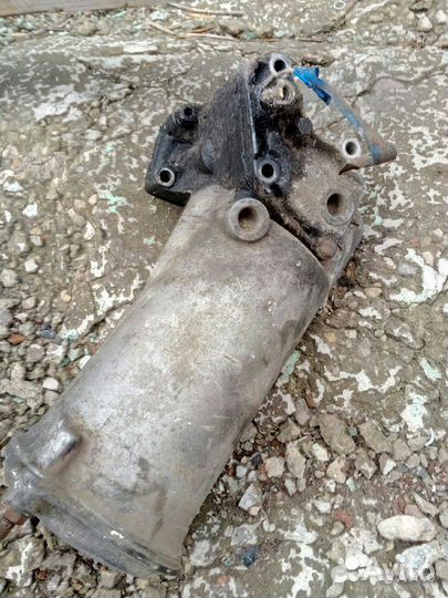 Корпус масляного фильтра Мерседес Т 1 207-409