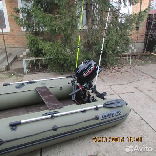 Моторная лодка