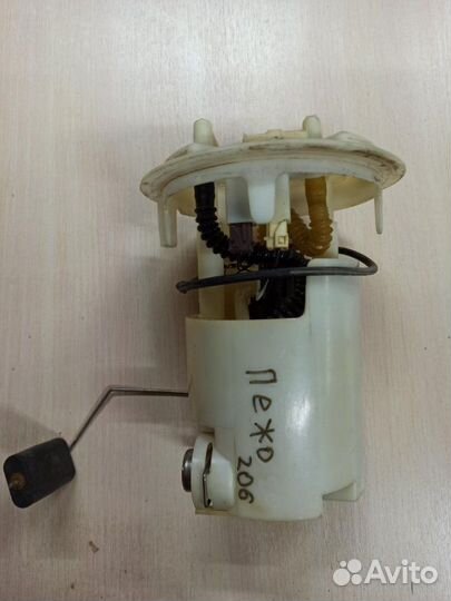 Бензонасос Peugeot 206 седан TU3JP4 1998-2012