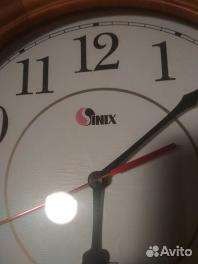 Часы настенные Sinix деревянные Корея