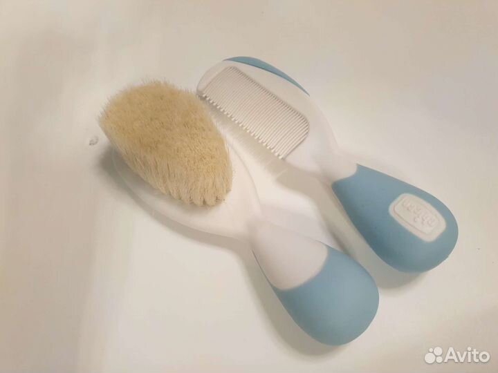 Chicco расческа