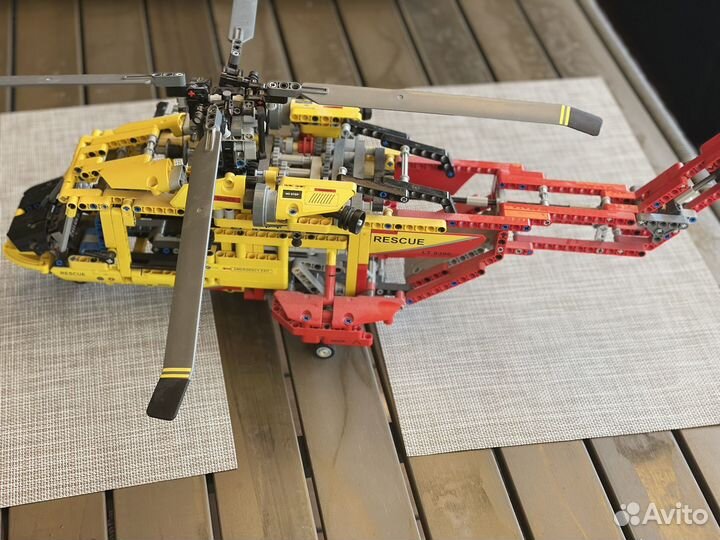 Вертолет Lego Technic 9396
