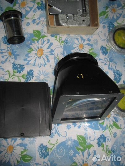 Аксессуары для резки киноплёнки и лупы