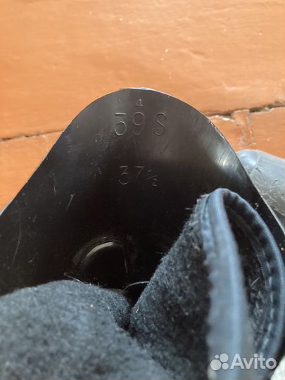 Коньки хоккейные