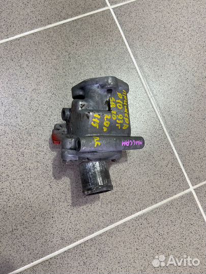 Корпус термостата Nissan Primera P10 1993 г