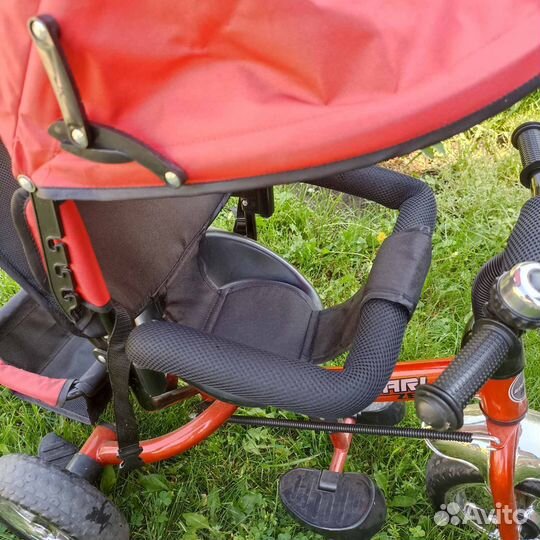 Детский велосипед с ручкой