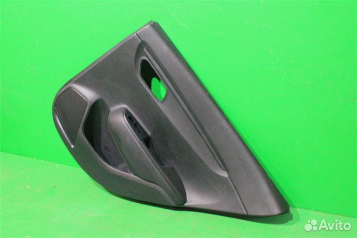 Обшивка двери задняя правая Kia Rio 4 2017