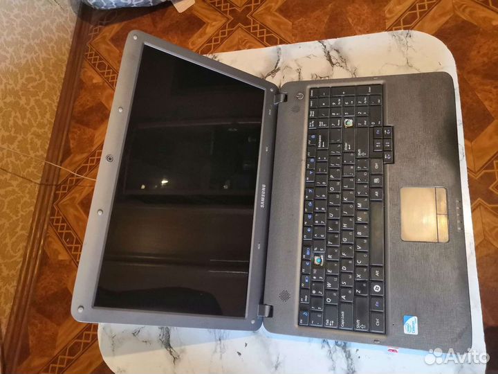 Ноутбук Samsung