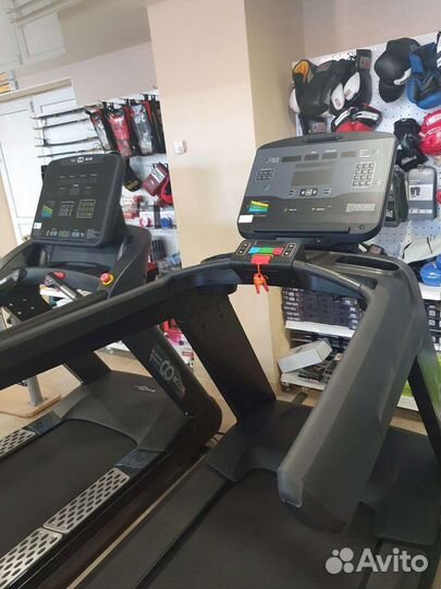 Профессиональная Беговая дорожка CardioPower CT500