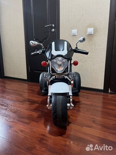 Детский электромобиль бу