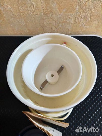 Электровафельница, Электромясорубка СССР