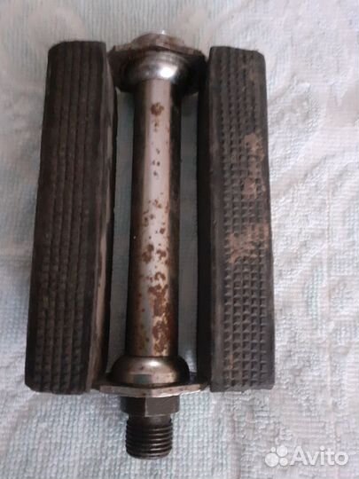 Педали для велосипеда