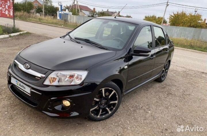 LADA Granta 1.6 МТ, 2017, битый, 82 000 км