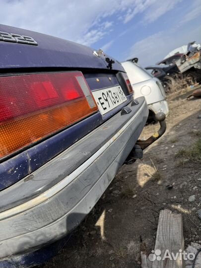 Фонарь задний левый правый Mazda 323 BF