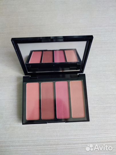 Румяна Estee Lauder