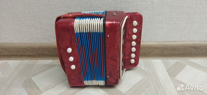 Игрушка аккордеон