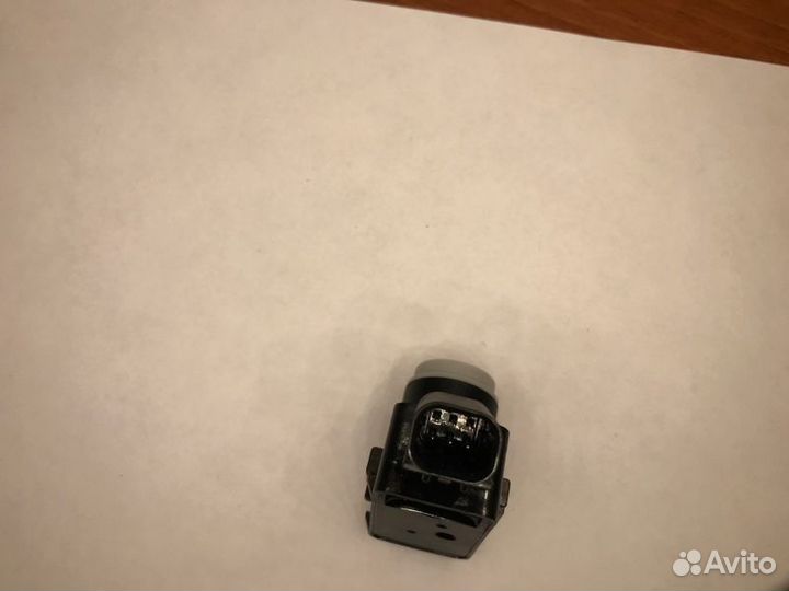 Парктроник передний Toyota Land Cruiser 300